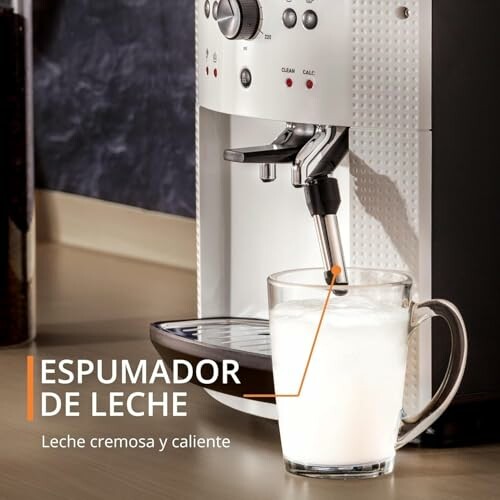 Máquina de café Krups con espumador de leche.